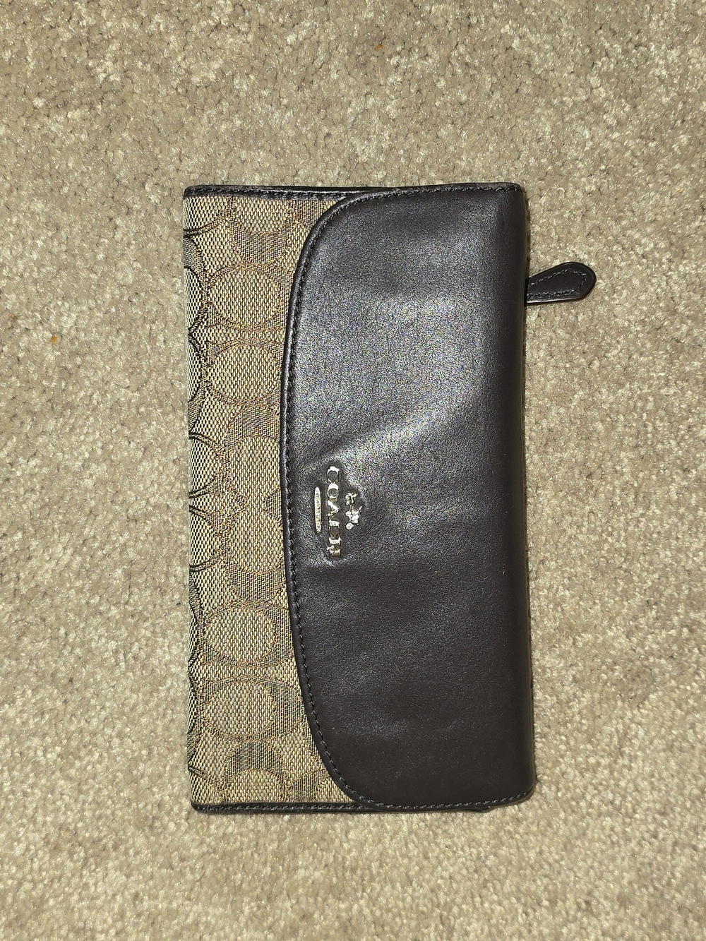 Coach Signature Canvas Leather Zip Wallet - Brown/Tan